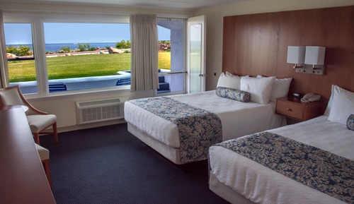 Oceanview Lower level 2 Queens (Recessed)