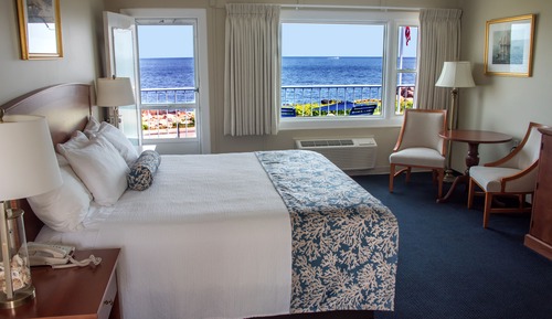 Oceanfront Top Level Balcony King