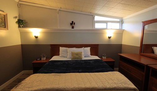 Condo, 1 King Bed, Pool View