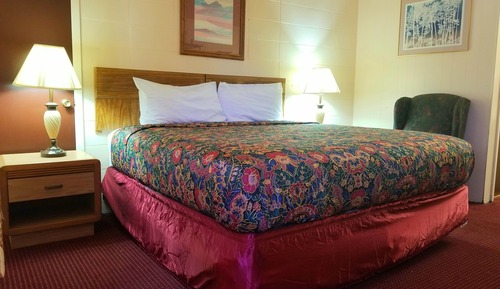 Standard Room, 1 King Bed