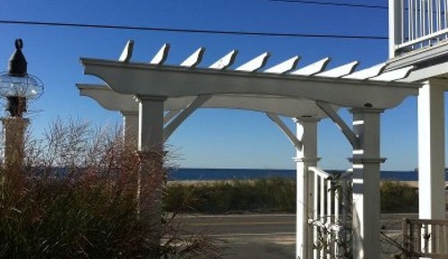 Traditional Double Room, Private Bathroom, Partial Sea View (Osterville -1st Floor)