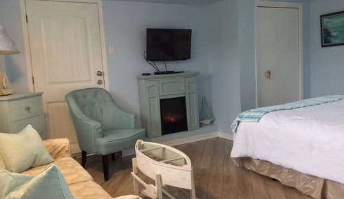 Junior Studio Suite, 1 Queen Bed with Sofa bed, Kitchenette, Sea View