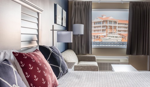 King Riverview in Lower Harbor