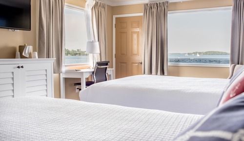 Two Queen Riverfront Corner Castleview in Upper Harbor