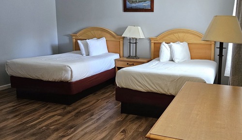 2 Double Beds, Accessible, Creek View