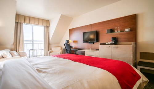 Classic Room, 1 King Bed with Sofa bed, Ocean View