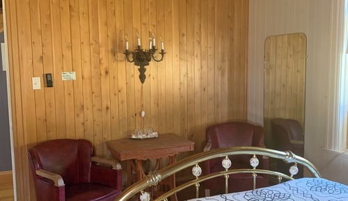 Classic Room, 1 Queen Bed (Du Curé)