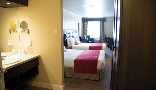 Standard Room, 2 Queen Beds (Renovated)