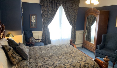 Room, 1 Queen Bed (Admiral Digby)