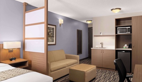 Suite, 1 Queen Bed, Non Smoking