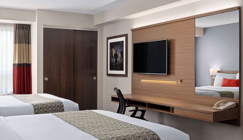 Deluxe Room, 2 Queen Beds, Non Smoking