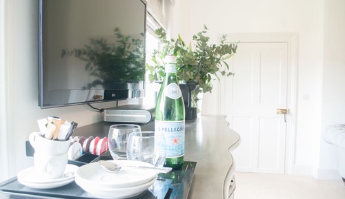 Luxury Double Room, 1 King Bed (Black Room)