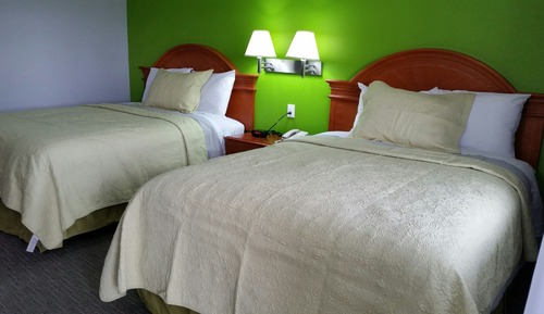 Standard Room, 2 Queen Beds