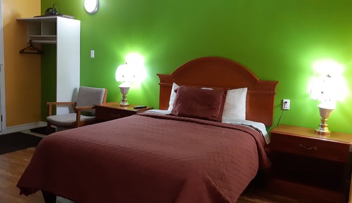 Standard Studio Suite, 1 Queen Bed