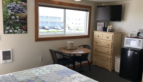 Garden View Motel Room