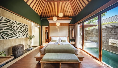 Royal One Bedroom Villa with Private Pool & Hot Tub