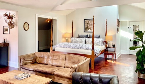 Superior Suite, 1 King Bed, Fireplace, River View