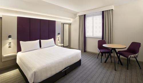 Standard Double Room, Accessible Bathtub