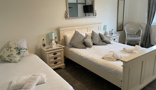 Family Room (Pets Not Allowed)