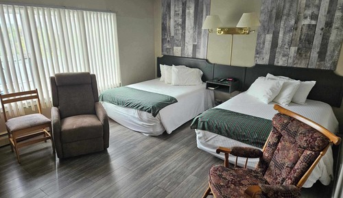 Standard Room, 2 Double Beds