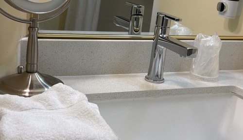 Standard Room, 1 Queen Bed