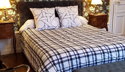 Traditional Double Room, Garden View