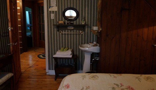 Romantic Double Room, 1 Double Bed, Shared Bathroom, Park View (La Muse)
