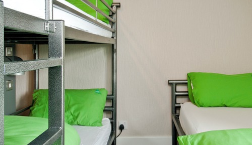 Room (Private, 3 Bed)