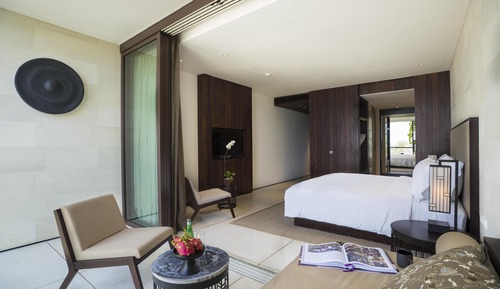 Deluxe Room, 1 King Bed