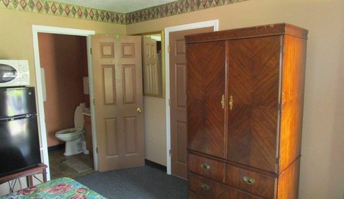 Classic Room, 1 Queen Bed