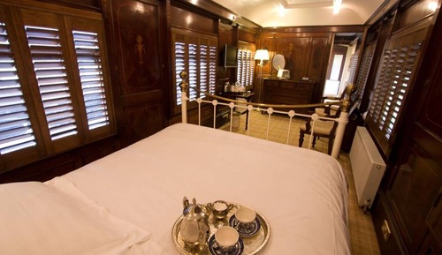 Superior Double Room, Ensuite (King Pullman )