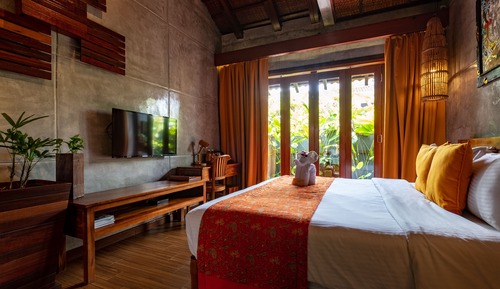 Superior Double (Garden View with Rain Shower)