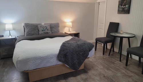 Double Room, Ensuite (No. 1)