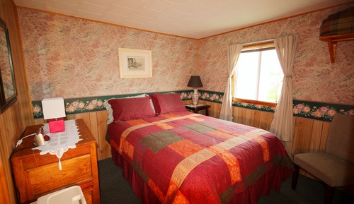 Comfort Cottage, 2 Bedrooms, Private Bathroom, Ocean View