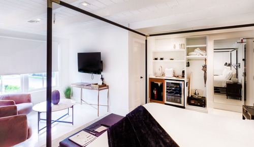 Standard Room, 1 King Bed