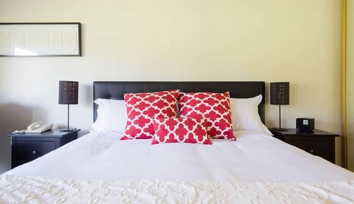 Exclusive Condo, Golf View