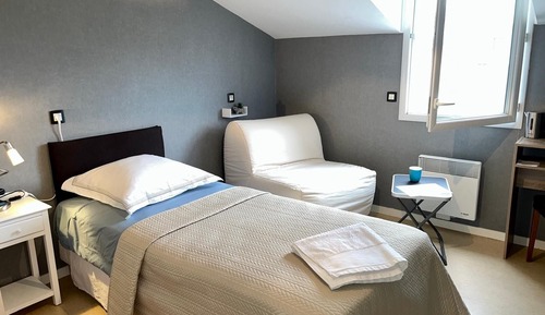 Economy Double Room, Garden View