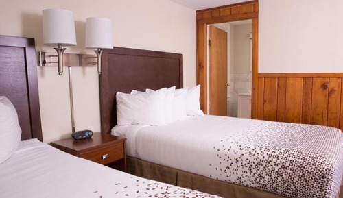 Classic Double Room, 2 Queen Beds