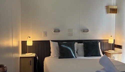 Premier Cabin, 2 Bedrooms