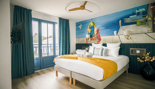 Deluxe Quadruple Room, Balcony, Ocean View