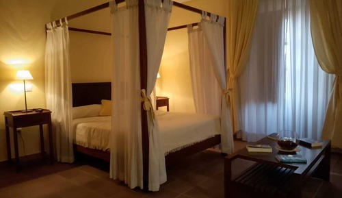 Superior Studio Suite, 1 Queen Bed, City View