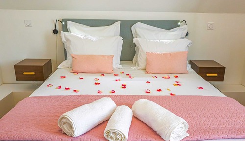 Deluxe Double Room, Balcony, Garden View