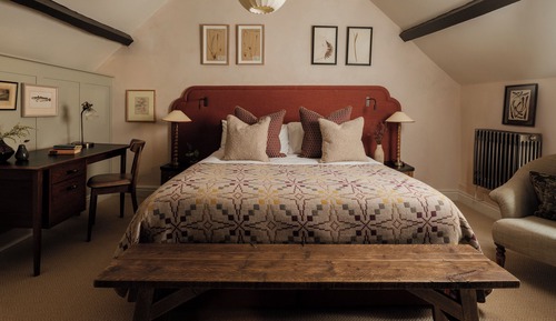 Signature Suite, 1 King Bed, Mountainside