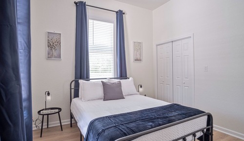 Apartment (3 Bedrooms)