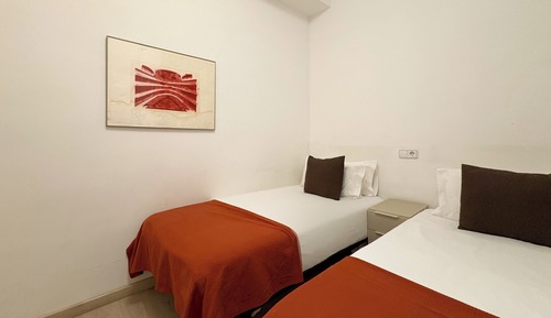Apartment (2 Bedrooms)