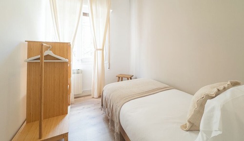 Apartment (3 Bedrooms)