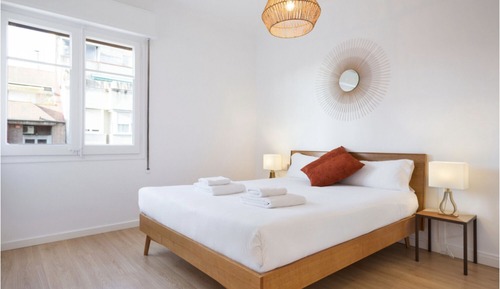 Apartment (3 Bedrooms)
