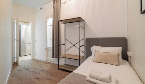 Apartment (4 Bedrooms)