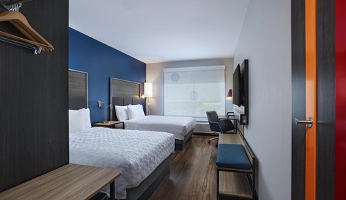 Basic Room, 2 Queen Beds (Hearing)