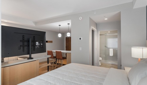 Studio, Multiple Beds